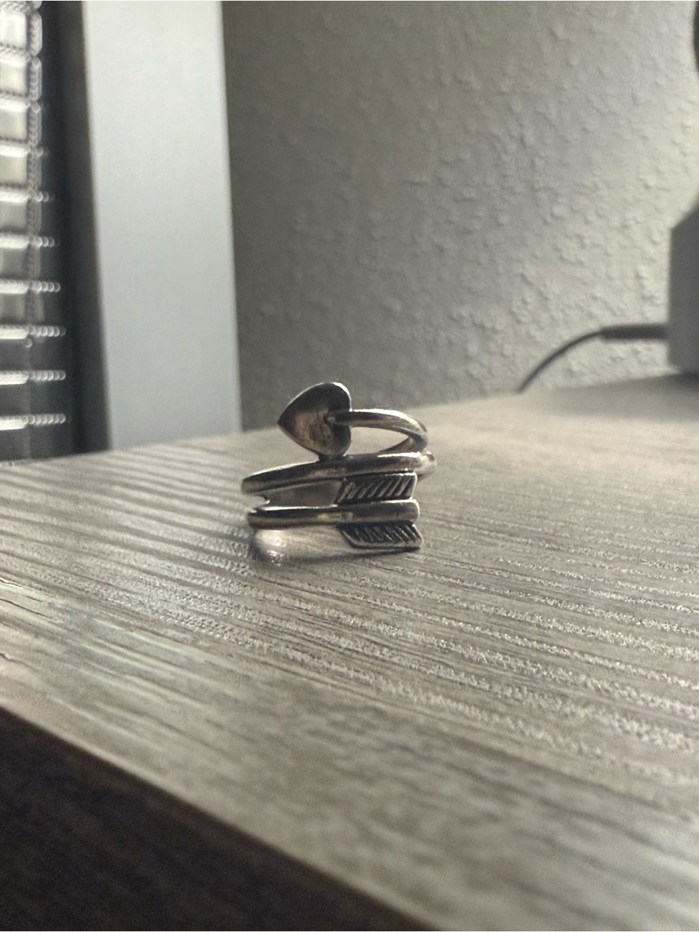 Retired James Avery Silver Arrow & Heart Ring